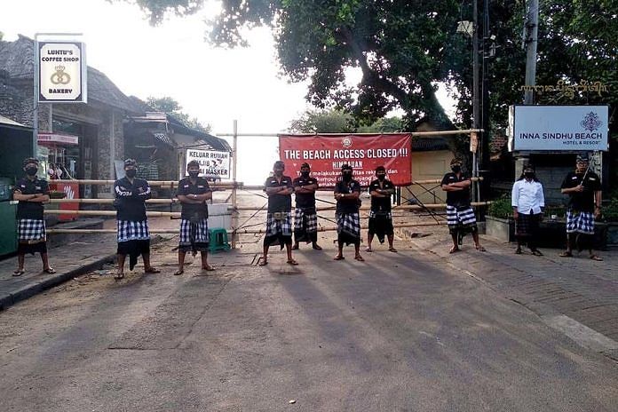 DESA ADAT INTARAN BERLAKUKAN ISOLASI SELEKTIF