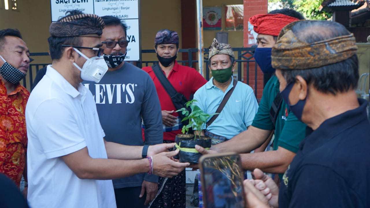 Jaya Negara Dukung Gerakan Kertasari 1.000 Biopori