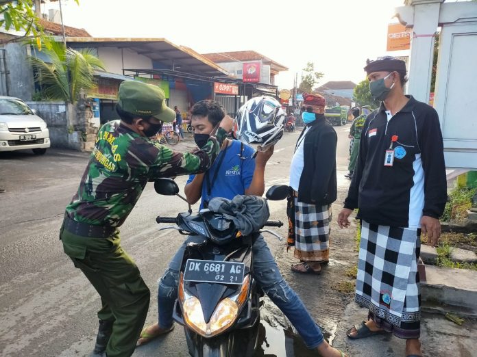 Kelurahan Pedungan Razia Pelanggar Tidak Memakai Masker