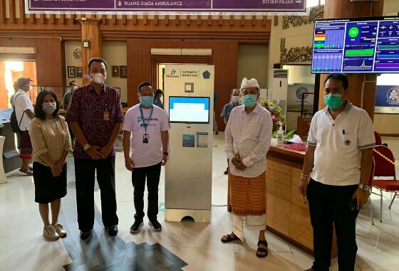 Rai Mantra Launching Alat Pengukur Suhu Tubuh Automatis