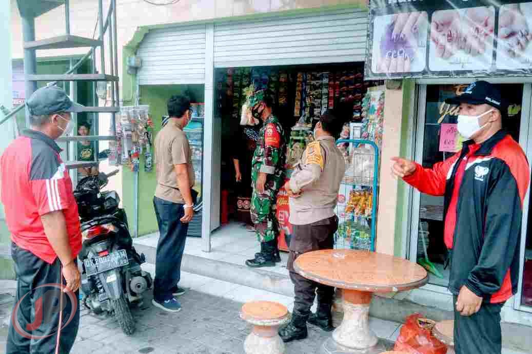 Kelurahan Sesetan Rutin Sosialisasi, Edukasi dan Pantau Prokes