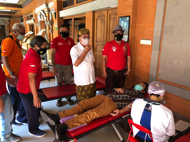 Penuhi Stok Kantong Darah, PMI Denpasar Gelar Kegiatan Donor Darah di Kantor Walikota Denpasar