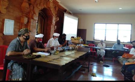 Kelurahan Sumerta Gelar Sosialisasi dan Edukasi Sasar Krama Banjar
