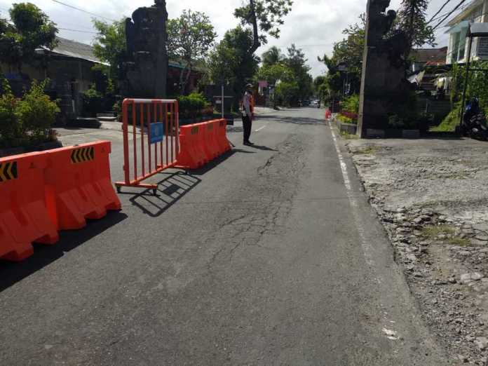 Hari Kedua PKM Denpasar Berjalan Lancar, Jalanan Kota Tampak Lengang, Pemeriksaan di Pintu Perbatasan Makin Tertib