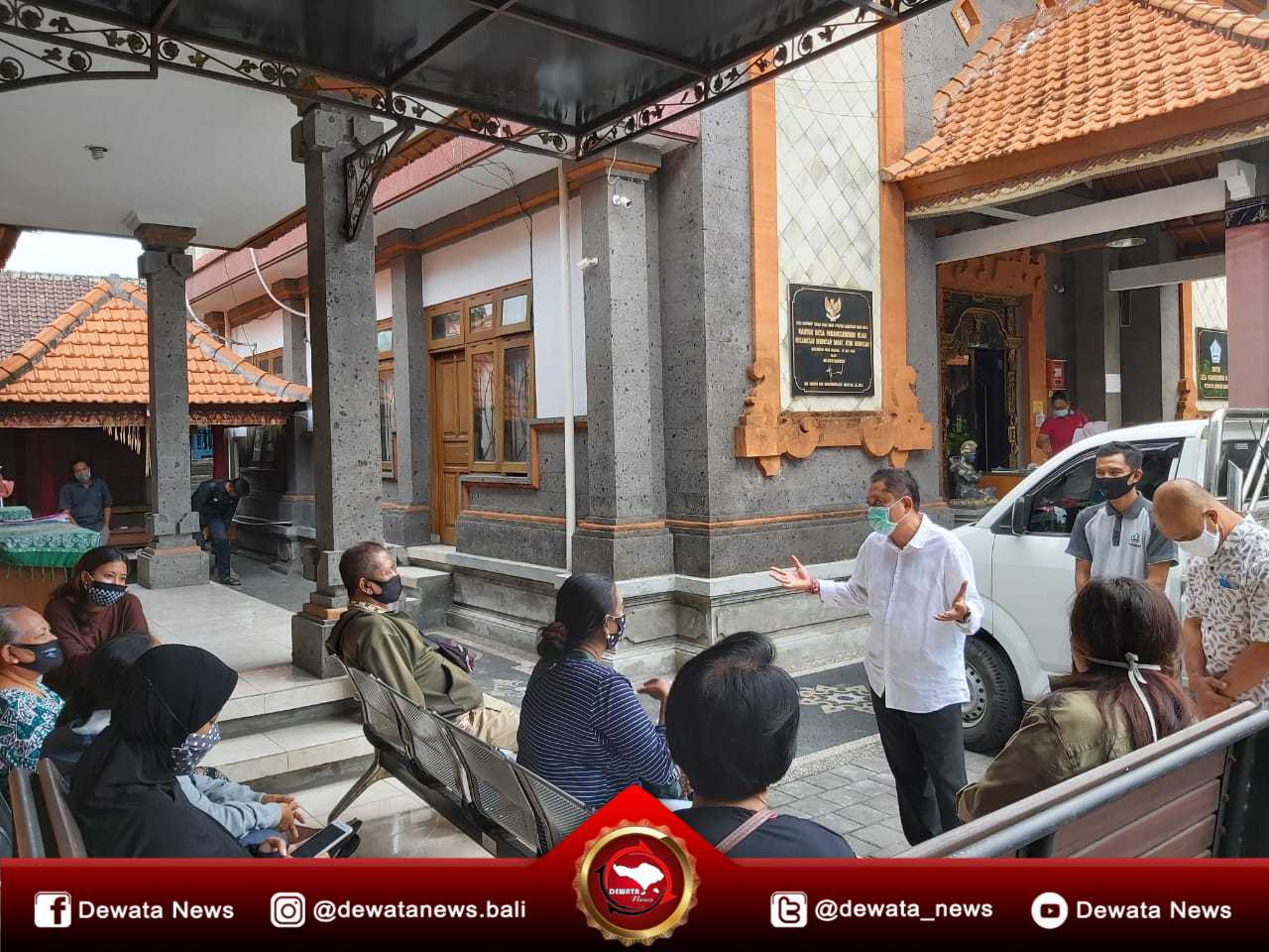 Rai Mantra Berikan Semangat Kepada Satgas Desa