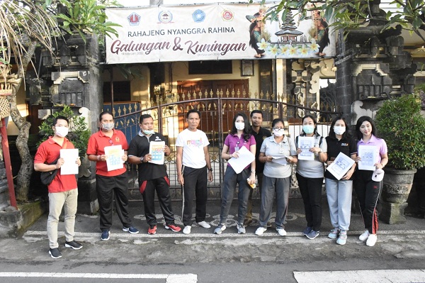 Pemkot Denpasar Terjun Langsung ke Masyarakat, Sosialisasikan Budaya Hidup Bersih dan Sehat Tanggulangi Virus COVID-19