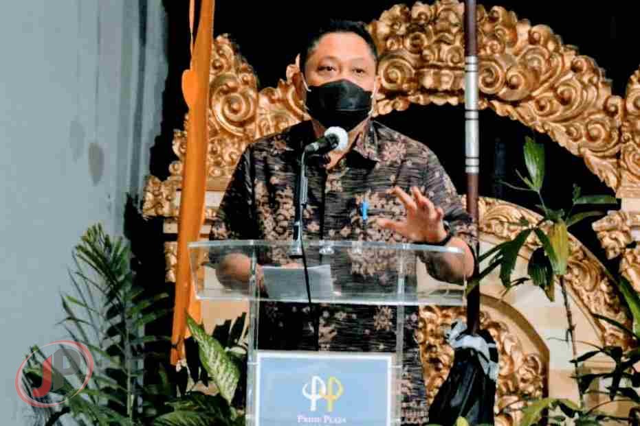 Walikota Rai Mantra Buka Pelatihan Standar Service