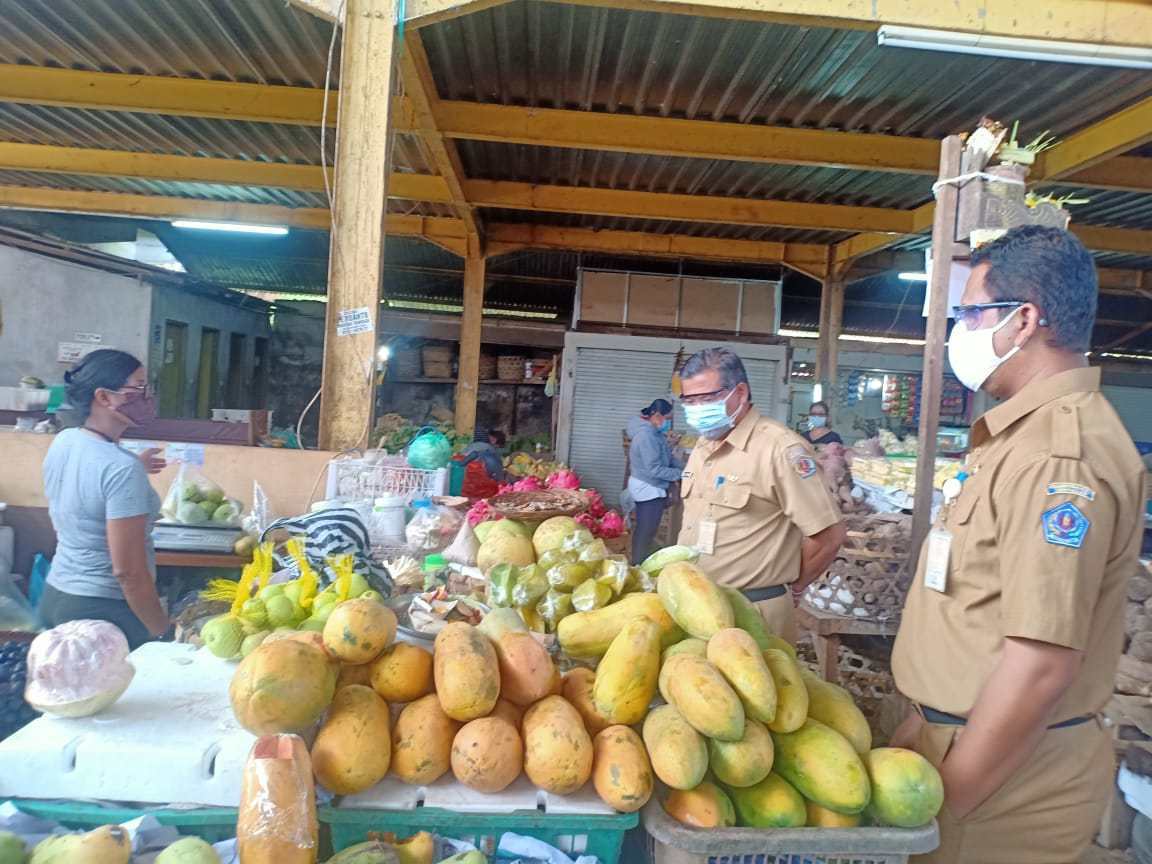 Kelurahan Pemecutan Monev Protokol Kesehatan Di Pasar Rakyat