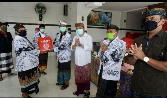 Rai Mantra Berharap Para Pendidik Jadi Agen Sosialisasi Protokol Kesehatan di Sekolah