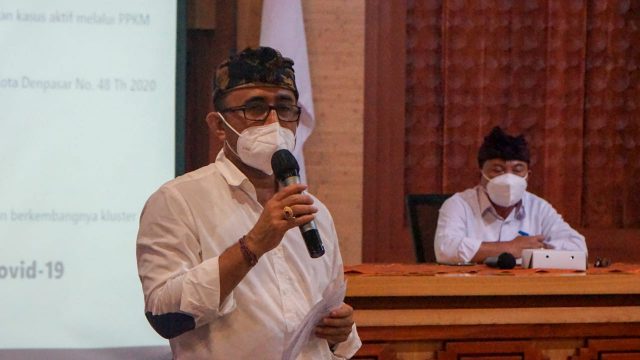 Tangani Covid-19, Jaya Negara Pimpin Rakor Bersama Bendesa Adat Se-Kota Denpasar