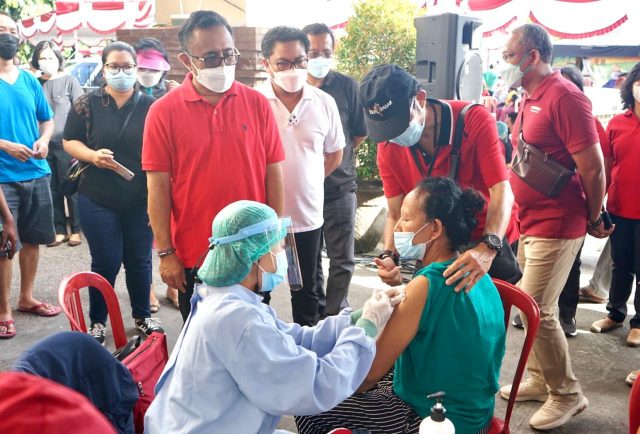 Vaksinasi Covid-19 di Kota Denpasar Tembus Angka 128.000 Lebih