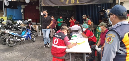 Terjaring Melanggar Prokes, Tim Yustisi Denpasar Rapid Test Antigen 4 Orang