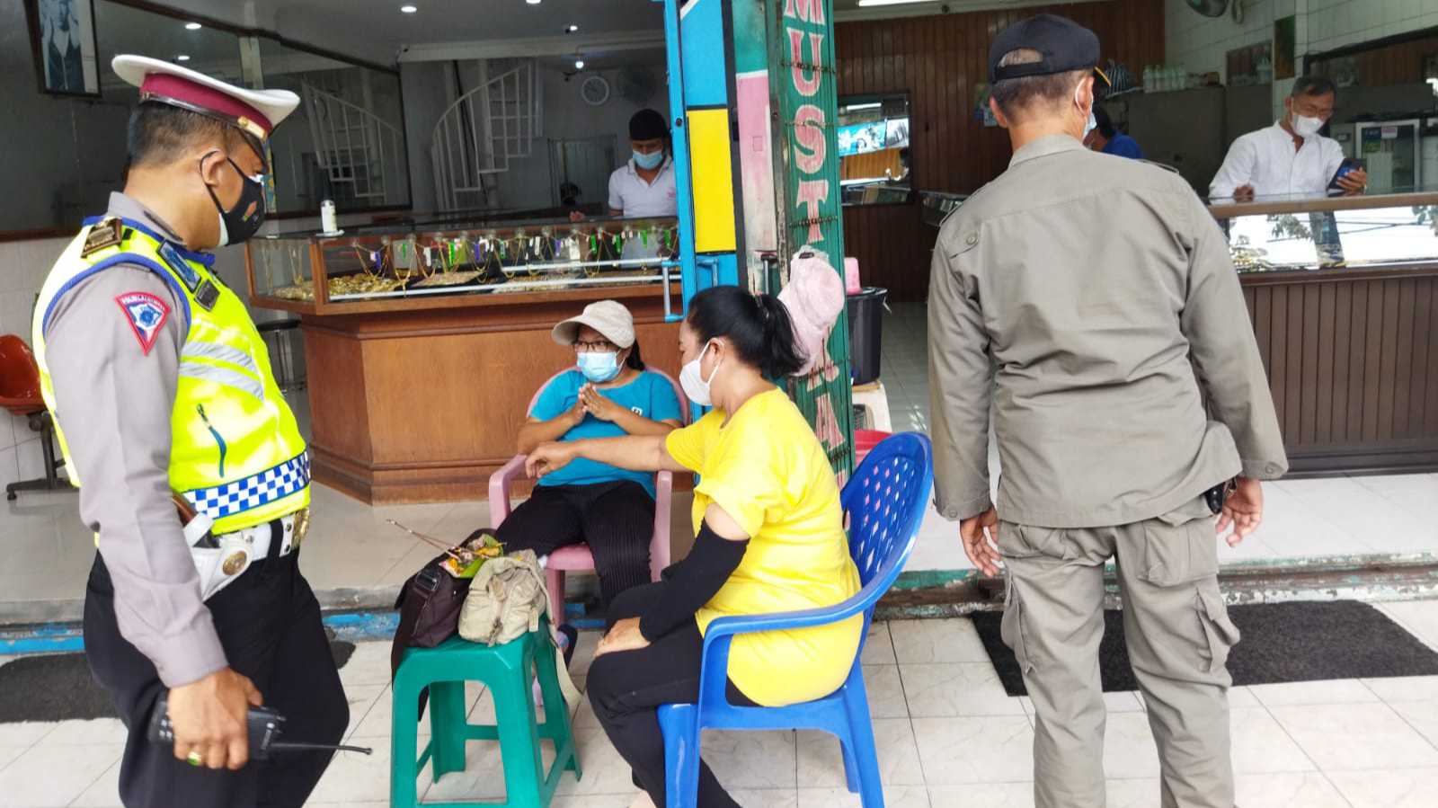 Tim Yustisi Denpasar Kembali Jaring 5 Pelanggar Prokes