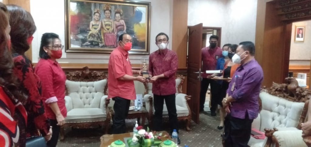 Bupati Minahasa Apresiasi Cakupan Vaksinasi di Denpasar Tembus 81 Persen