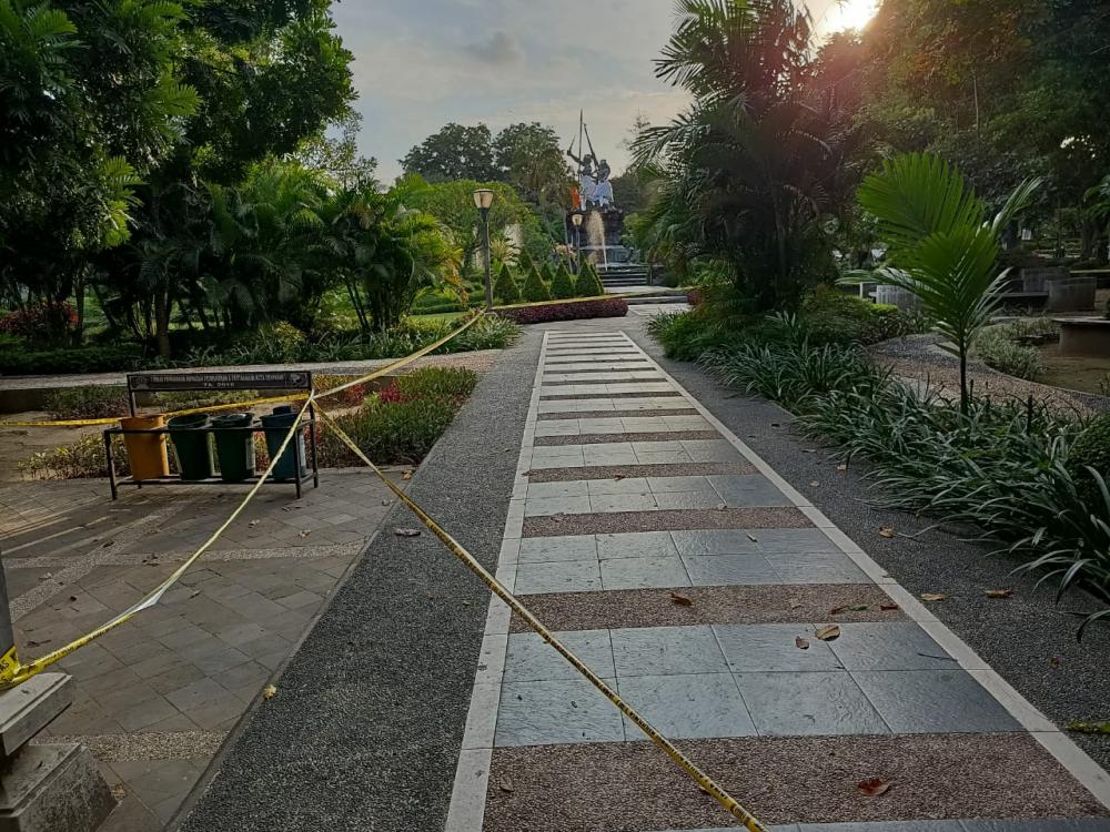 Trend Kasus Covid-19 Meningkat, Lapangan Puputan Badung  Dijaga Lebih Ketat
